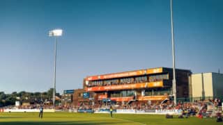 कोरोना वायरस के खतरे के बीच काउंटी क्रिकेट को बचाने में लगा ECB